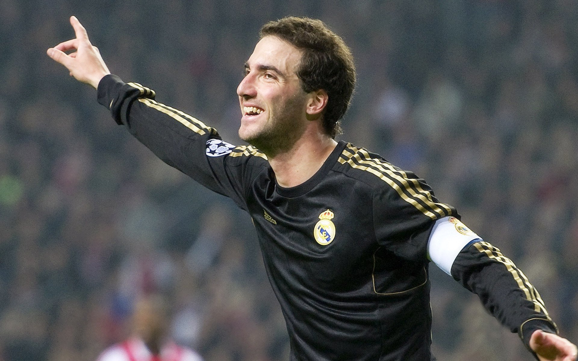 中国足球国家队推广细节控制型传控打法,传控足球过时了吗